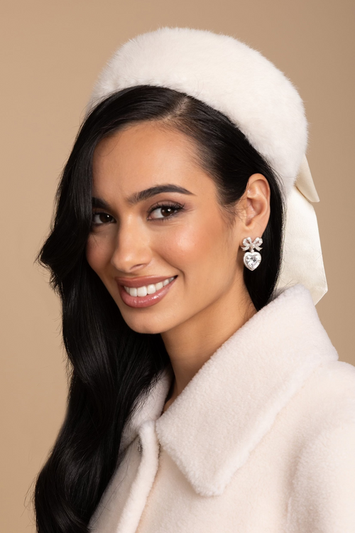 'Wonderland' Pillbox Hat with Silk Bow in Bianco