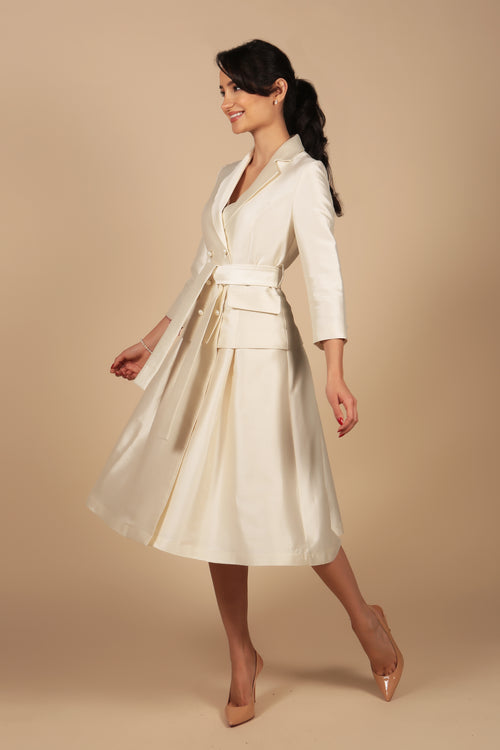 'Audrey' Silk and Wool Dress Coat in Bianco